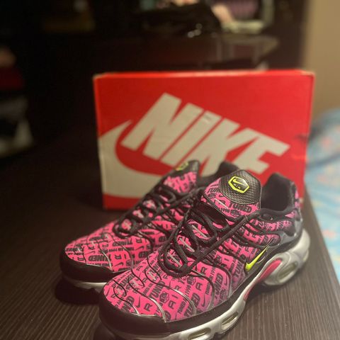 Nike tns hyperpinks