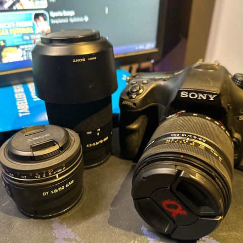 Sony a68 speilrefleks med div objektiver