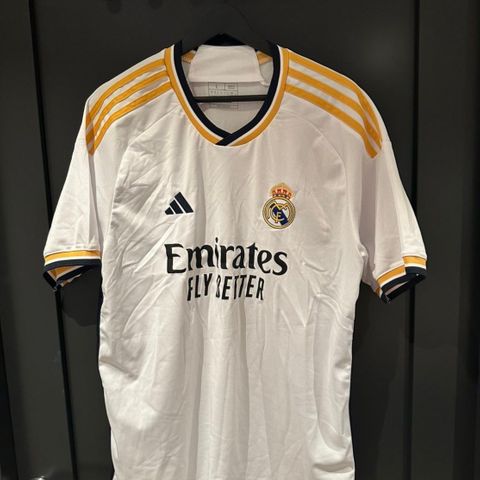 Real madrid drakt