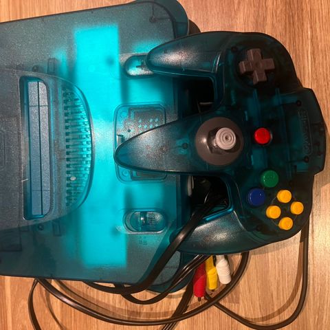 Nintendo 64 Funtastic Ice Blue M/expension pack