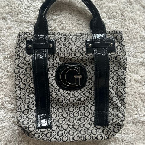 Ubrukt vintage veske fra Guess