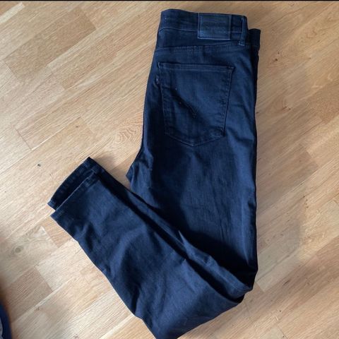 Levis mile high super skinny str. 32/30