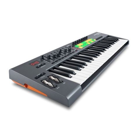 Novation launchkey 49