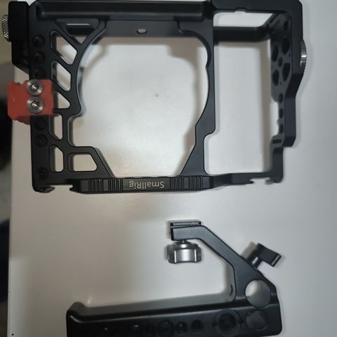 Smallrig fram and Top handle fit Sony A7R