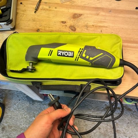 Ryobi multikutter 230v