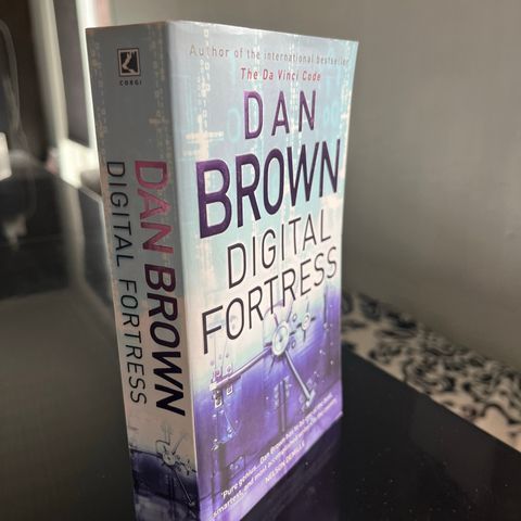 Dan Brown - Digital fortress (ENGELSK)