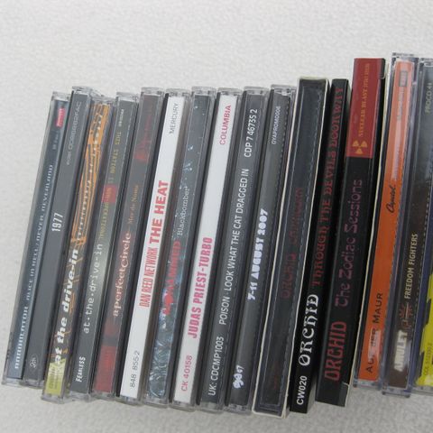 HEAVY METAL / ROCK CD , R