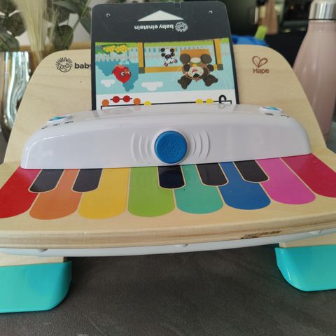 Piano baby