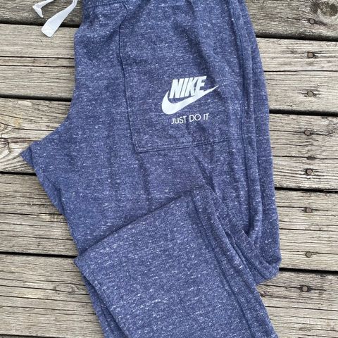 Joggebukse fra Nike str M