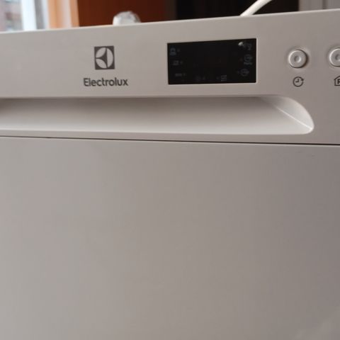 Electrolux Compact benkoppvaskmaskin ESF2400OW