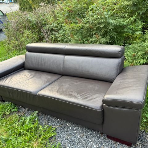 3 SETER SKINN SOFA