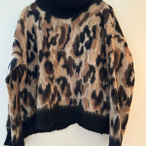 By Malene Birger oversized genser