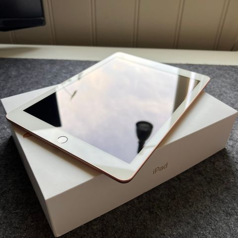 iPad 9,7 128gb