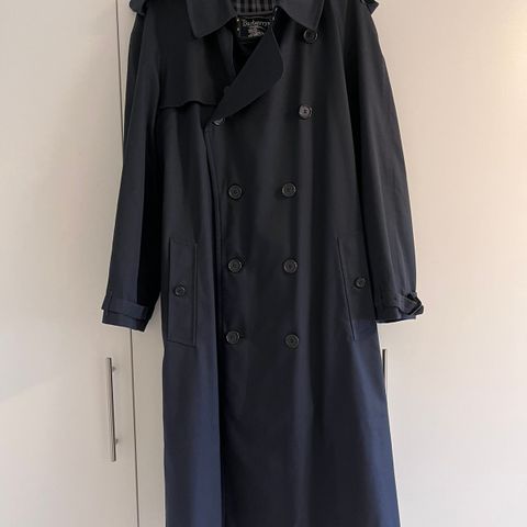 Burberrys vintage trenchcoat male