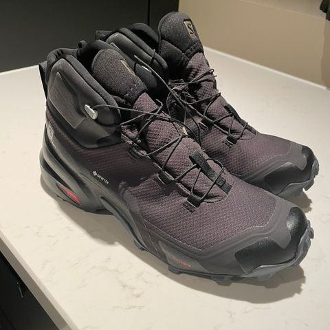 Salomon Cross Hike Mid GTX 41 1/3 Ubrukte