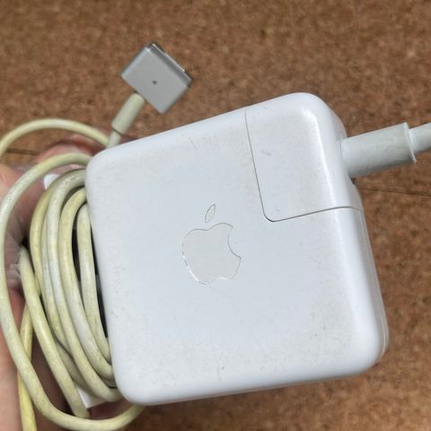 Apple 45W MagSafe 2 Power Adapter for MacBook Air