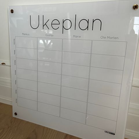 Ukeplan for familie på 4