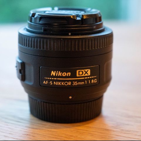 Nikon 35mm f1.8