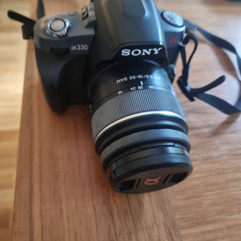 Sony Alpha 330