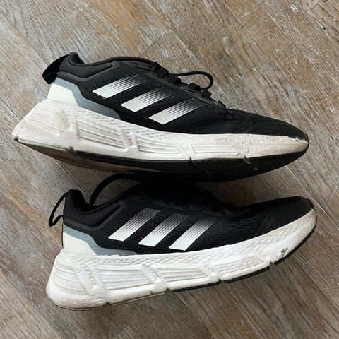 Adidas Bounce str 35