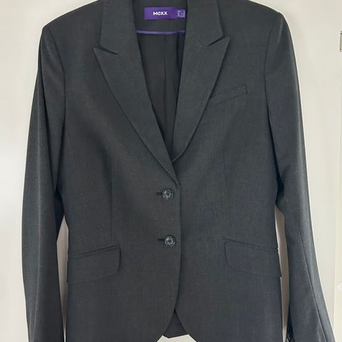 Blazer fra Mexx str 40