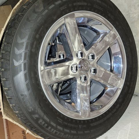 Vinterhjul Dodge RAM 1500 4x4 275/60 20"