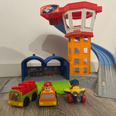 Garasje / flyplass little people fisher price