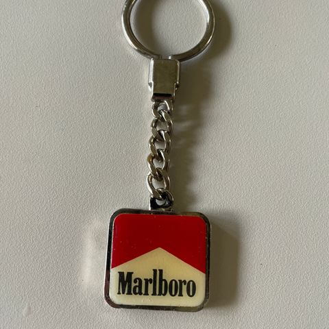 Marlboro nøkkelring