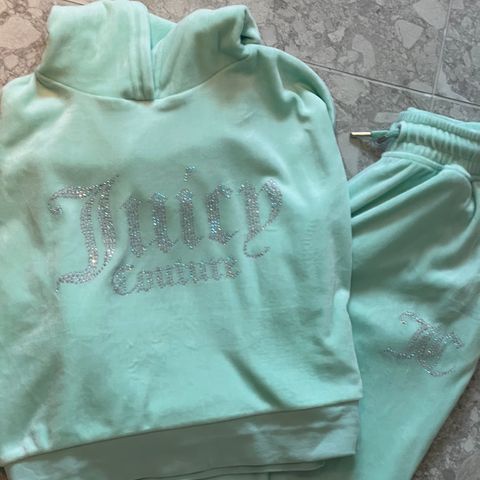 Juicy couture sett str 9/10 år💛