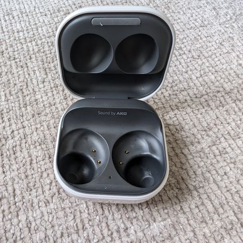 Samsung Galaxy buds 2 NB!! Kun ladeetui