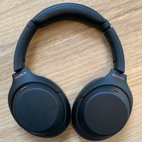 Sony headset nesten nytt