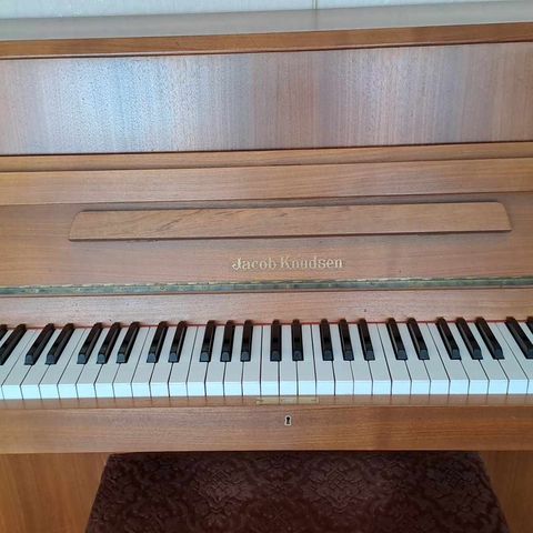 Velholdt piano