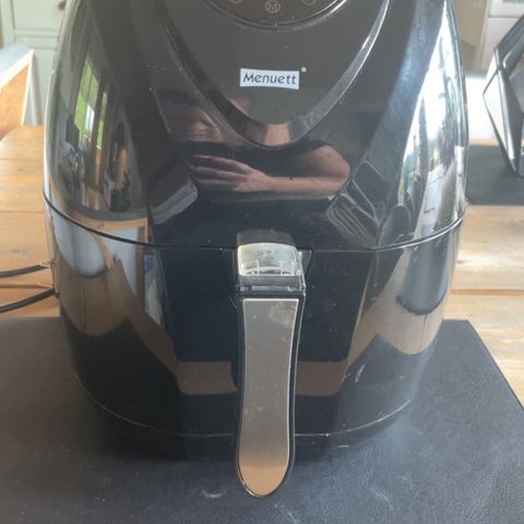 Lite brukt airfryer sort