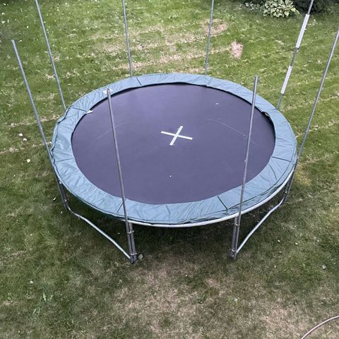 Trampoline