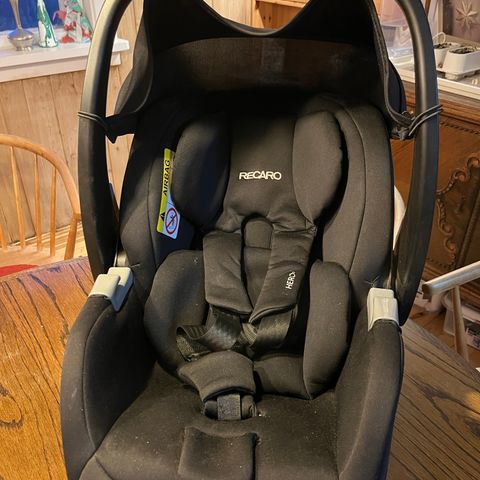 Recaro nyfødtsete bilstol med isofix SmartClick