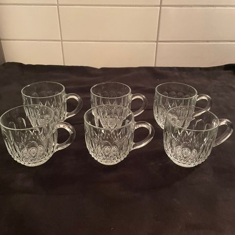 6 Nydelige vintage Glasskrus