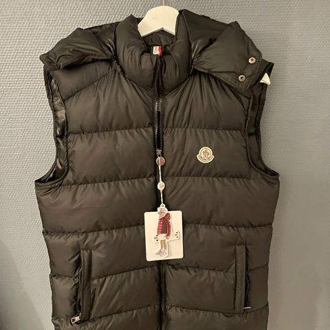 Moncler vest