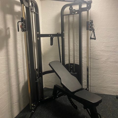 Pivot fitness styrkeapparat - treningsvekter fra Sportsmaster /2021