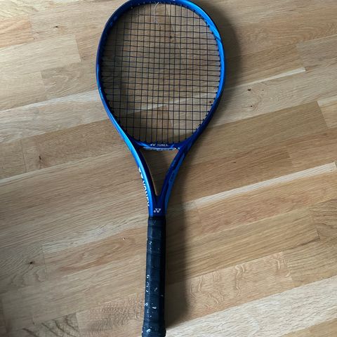 Yonex e-zone 100