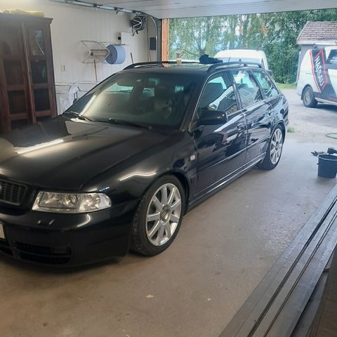 Audi a4/s4 b5 deler kjøpes!