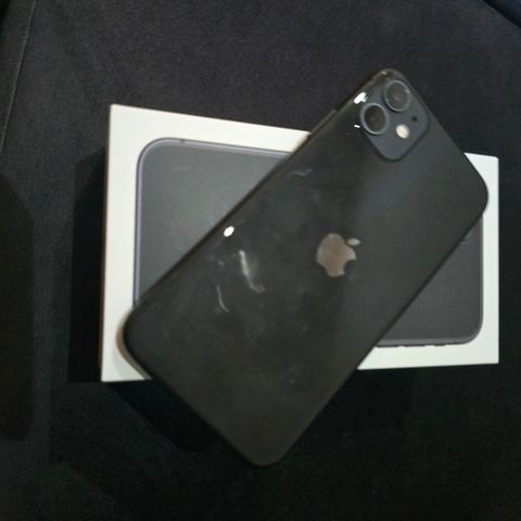 iPhone 11 64GB