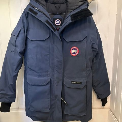 Pent brukt Canada Goose jakke