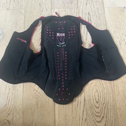 Komperdell vest