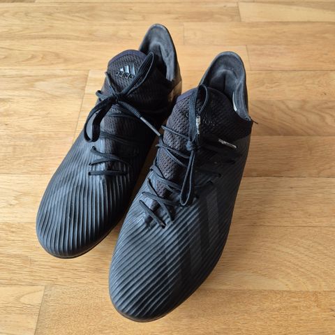 Adidas fotballsko 41