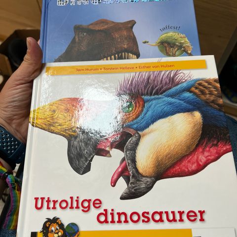 Bøker om dinosaurer