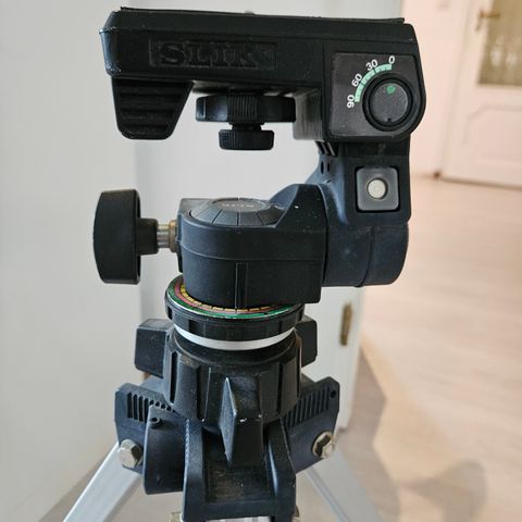 Slik 88J tripod selges