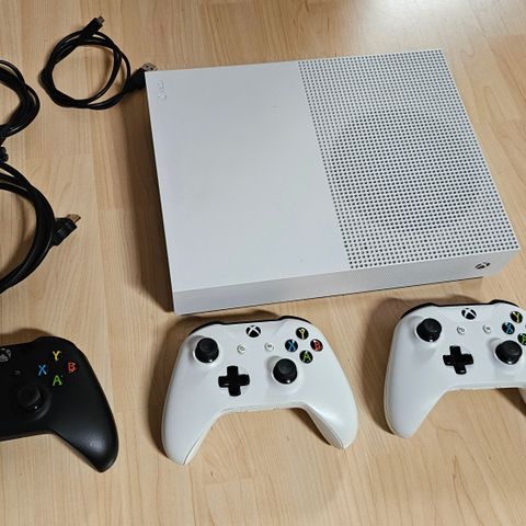 Xbox one S Digital pent brukt