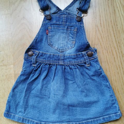 Levis kjole baby str 74.