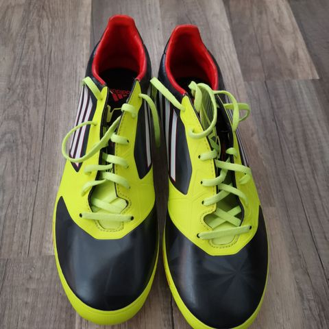 Adidas f50