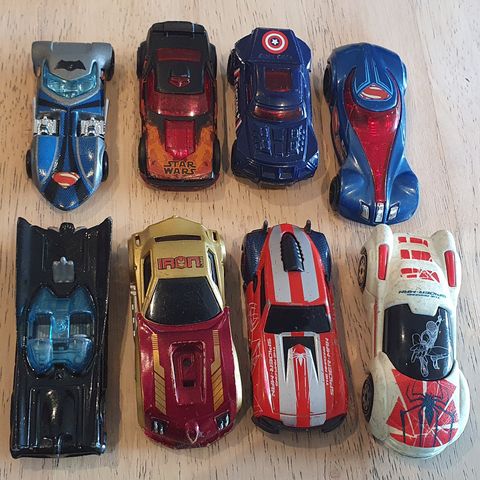 Hot wheels - Star Wars, Batman, spiderman, Captain America